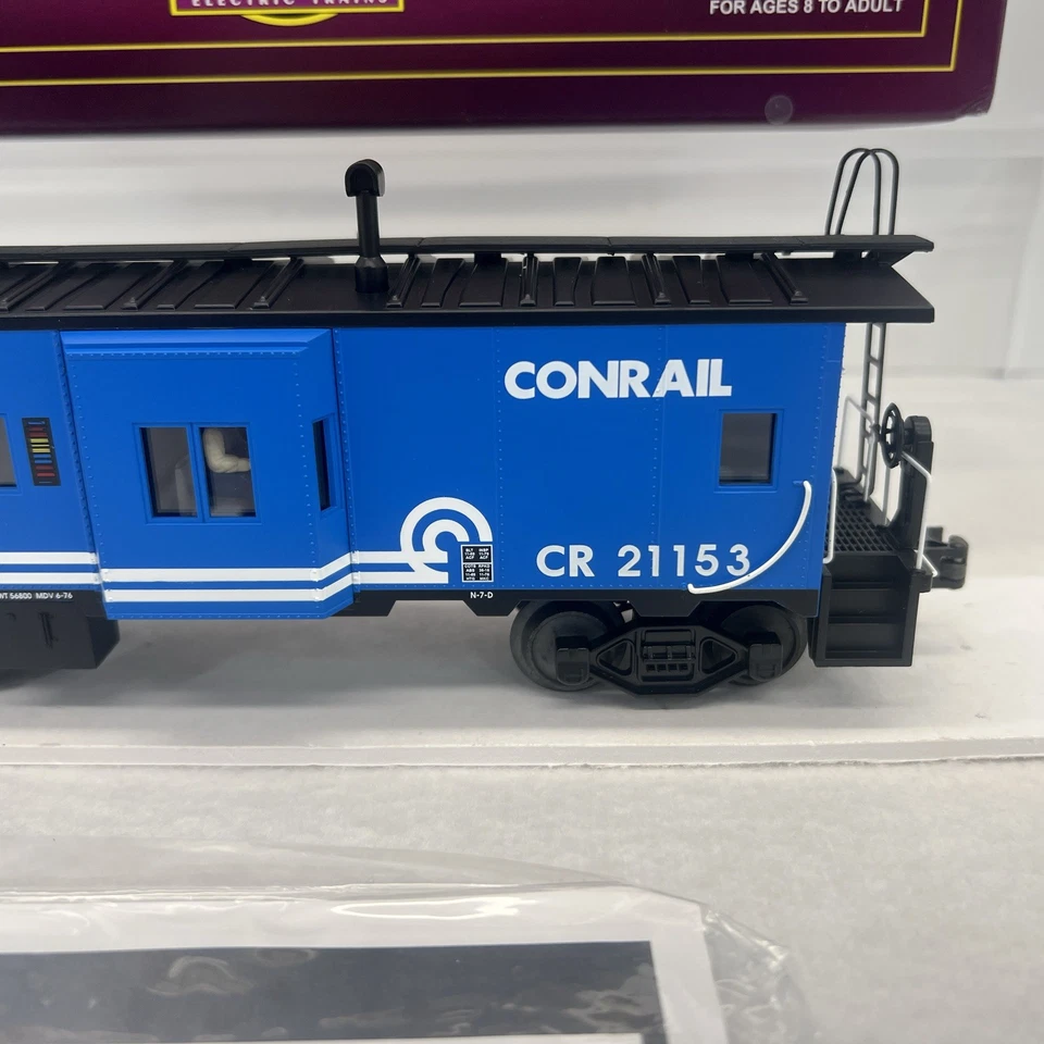 MTH Premier 20-91039 Conrail Bay Window Caboose #CR21153 O Gauge New - Image 4 of 4