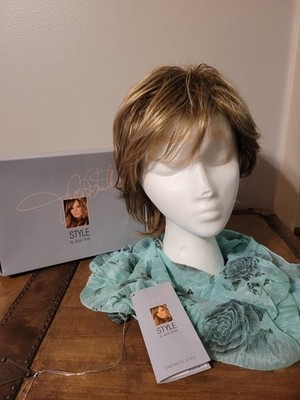Jaclyn Smith Wig Style  A4524 Charlie color coffee latte