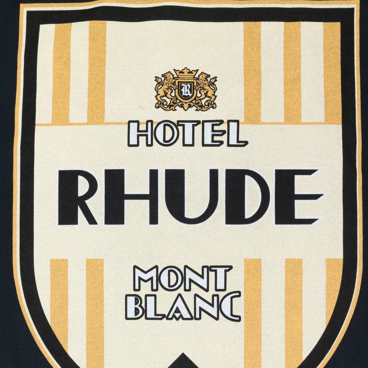 【関税込み】Rhude ブラック Mont-Blanc Hotel Tシャツ 29618157_58745068_600.jpg
