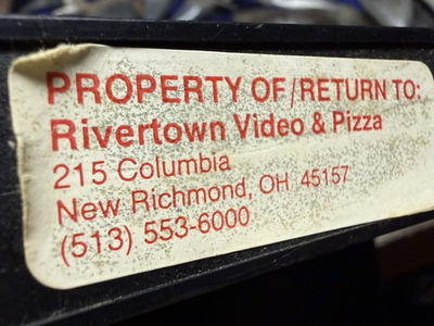 #ad 📼🍕RIVERTOWN VIDEO amp; PIZZA JURASSIC PARK 🦖 RENTAL VHS NEW RICHMOND OHIO $15.99