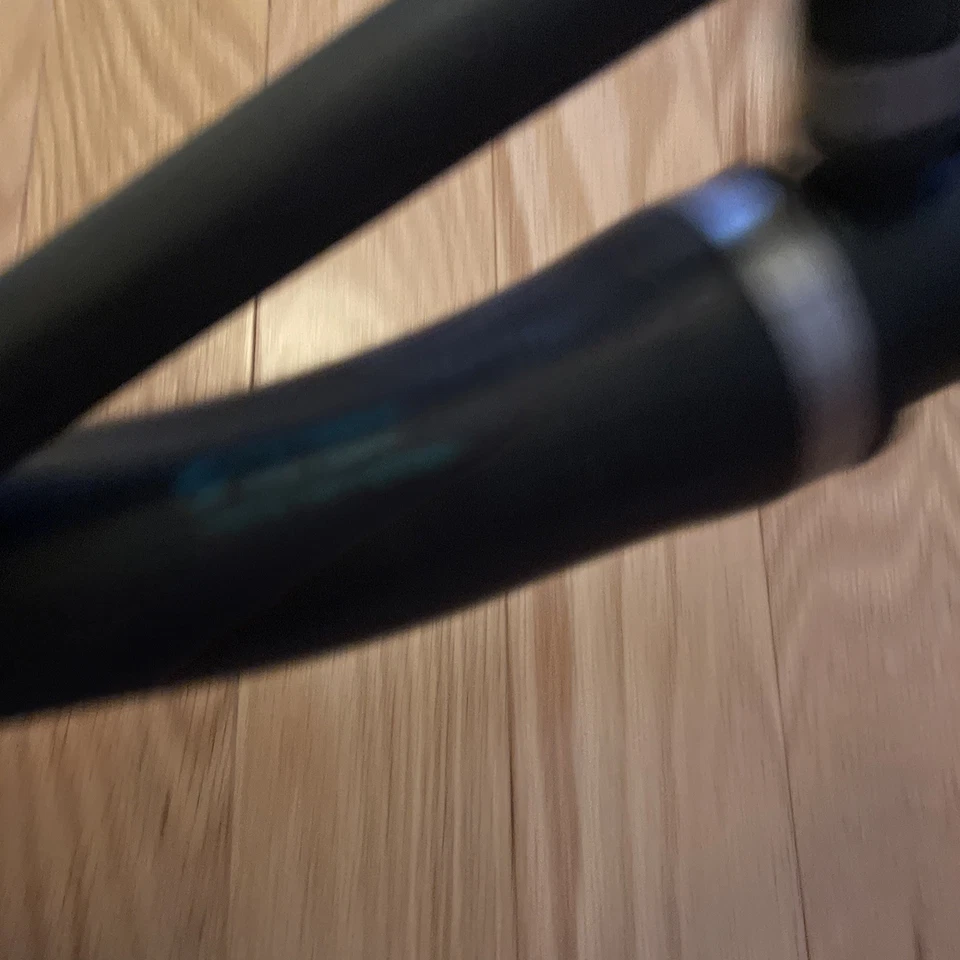 Tubo de manguera de refrigerante de radiador superior para BMW 745i 745Li 2002 2003 2004 2005 E65 E66 Foto 2 de 3