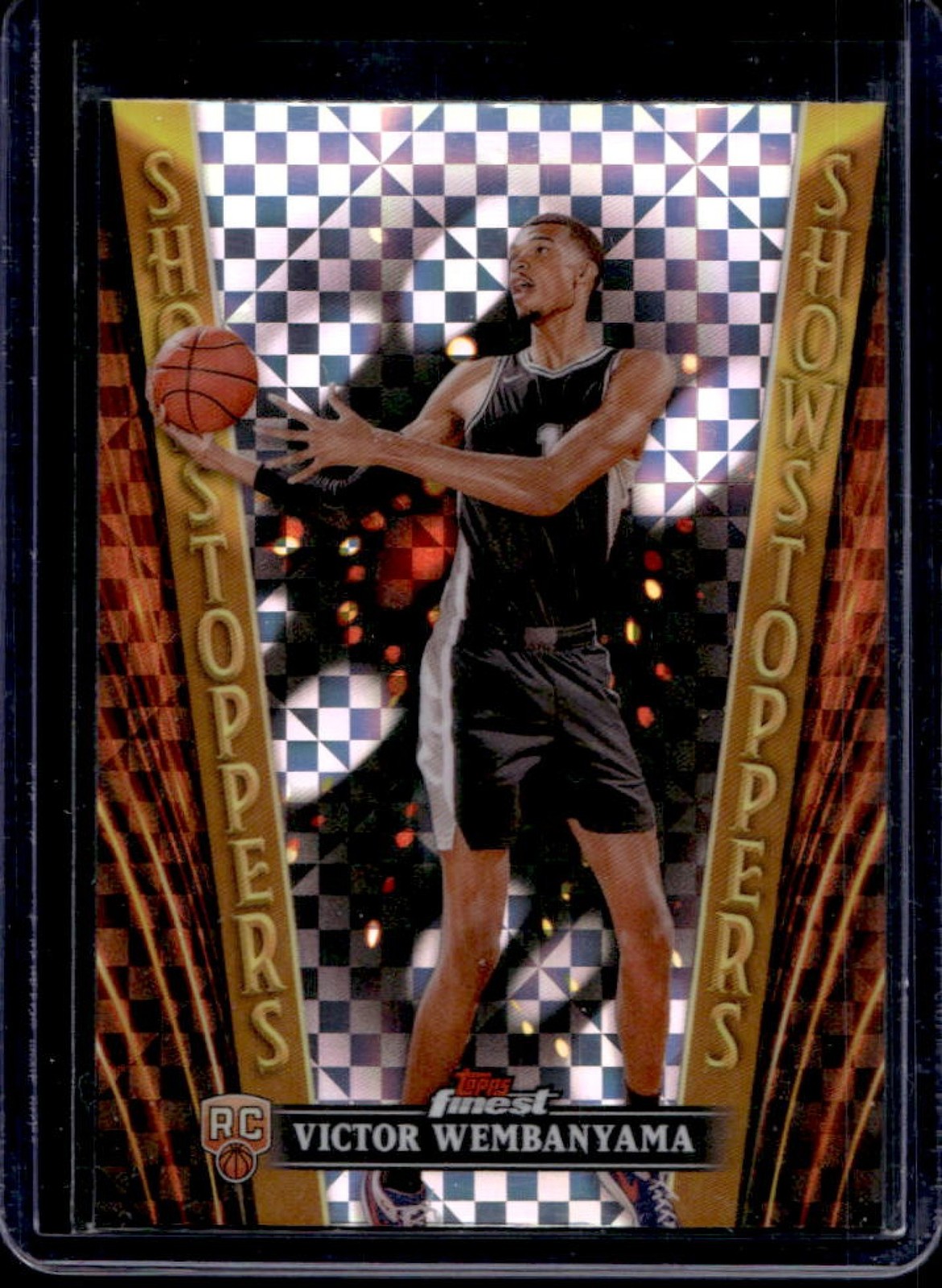 2023-24 Finest Victor Wembanyama Showstoppers RC Checkerboard Refractor #SS-21