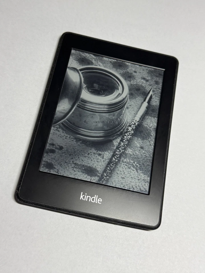 amazon kindle paperwhite 6th gen 4gb no ads built in light black e-reader good - Photo 2/4