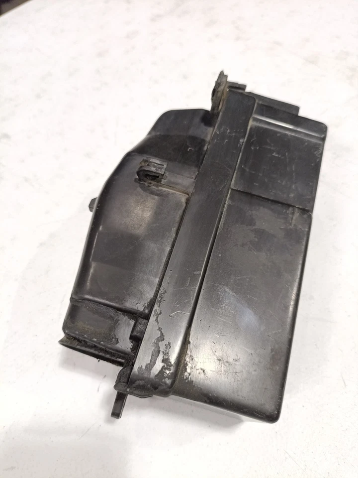 1984 1985 Toyota Celica RA64 RA65 22RE main fuse box relay assembly OEM  - Image 3 of 4