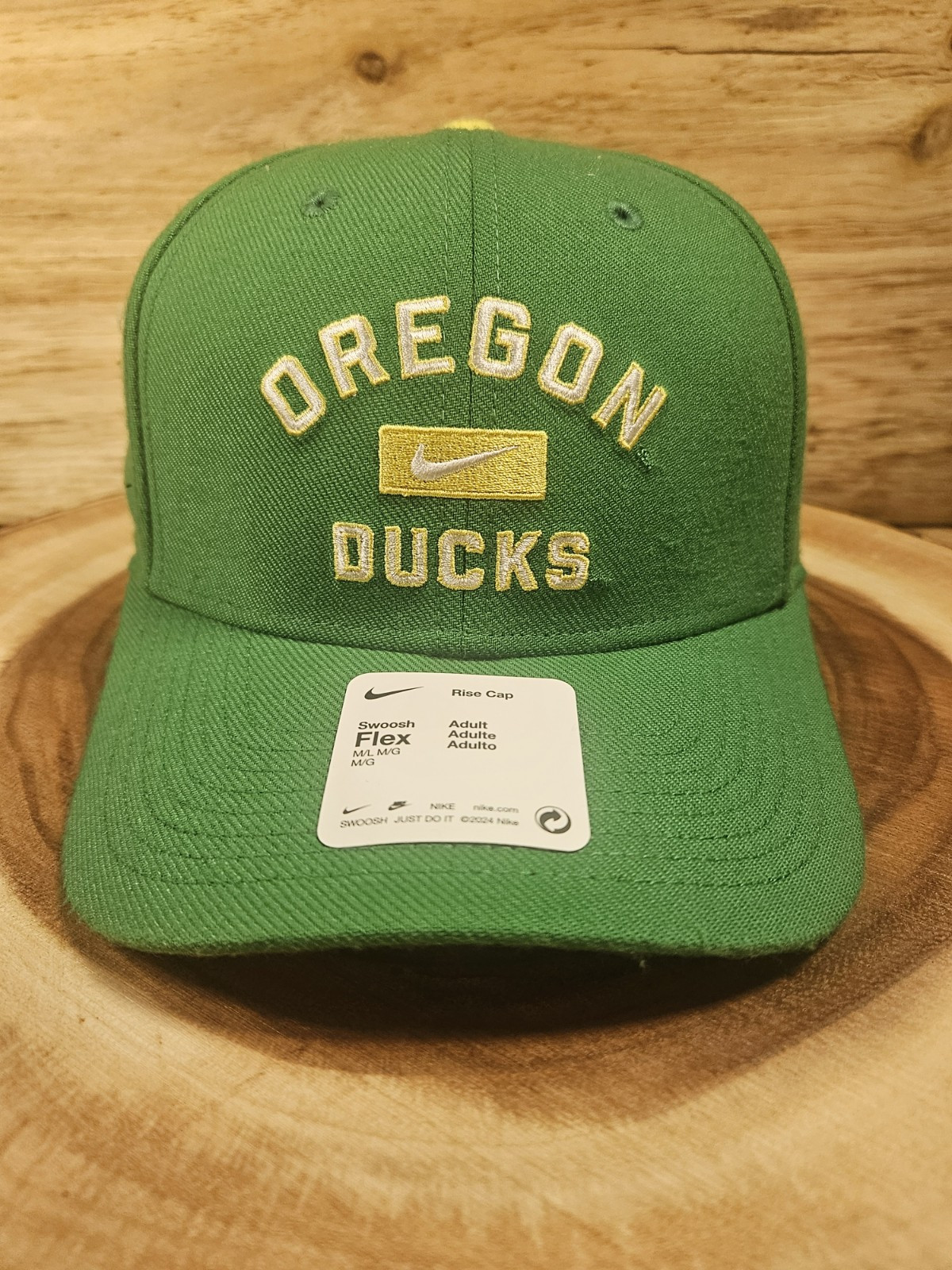 Oregon Ducks Nike Rise Stretchfit Hat M/L NCAA Quack Attack Cap
