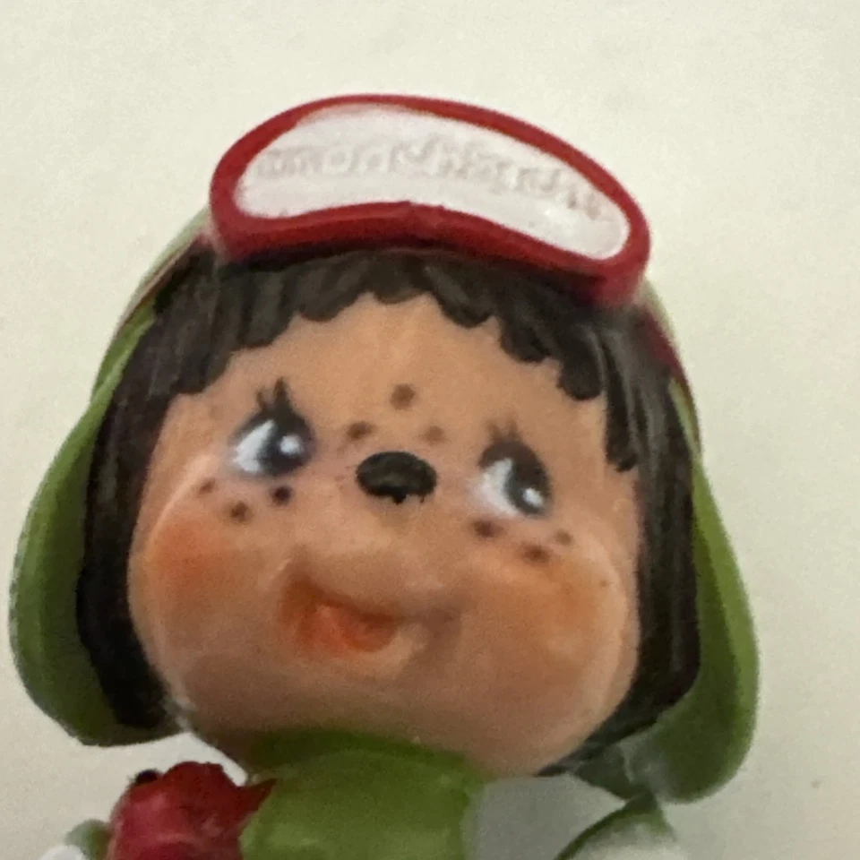 Boneco de PVC vintage 1981 mini monchhichi 2" macaco mattel aviador menino #5068 - Imagem 3 de 4