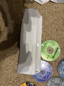 Working Sega Dreamcast HKT-3020 W/ Controllers, Games, VMU Memory Cards, + More