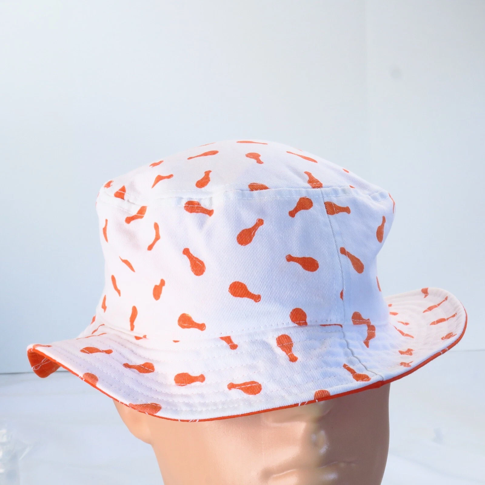 Vintage Hooters All Over Print Chicken Drums Reversible Bucket Hat M/L
