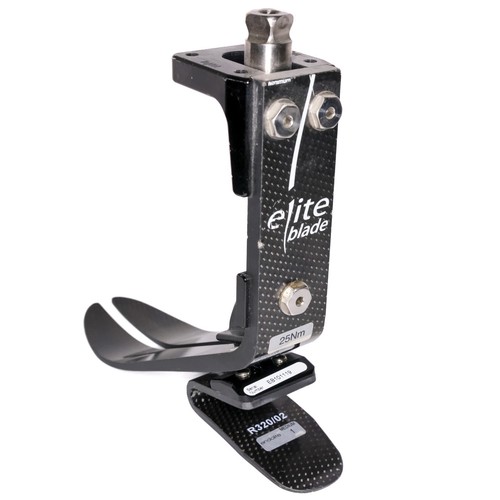 Endolite Elite Blade High Profile Prosthetic Foot Sz 25 Category 1 w/ Pyramidal - Picture 2 of 12