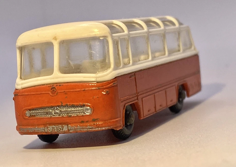 Matchbox🔥Lesney 1967 Mercedes Benz Coach -1:64- Hecho en Inglaterra Foto 2 de 4