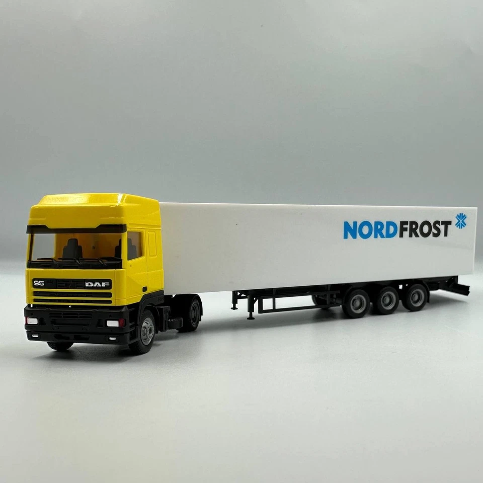 DAF 95 Truck with Semi-Trailer "NordFrost" | 1:87 Scale (H0) | Limited Edition - Image 2 of 4