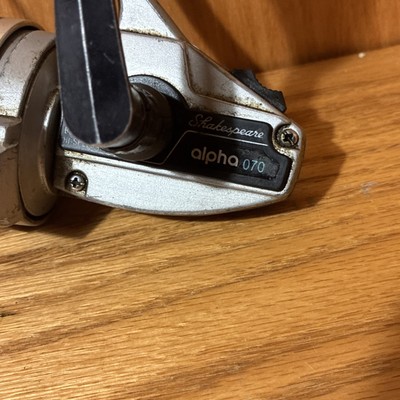Vtg Shakespeare Alpha 070 Series 2100 Spinning Reel Hi-Speed Ball