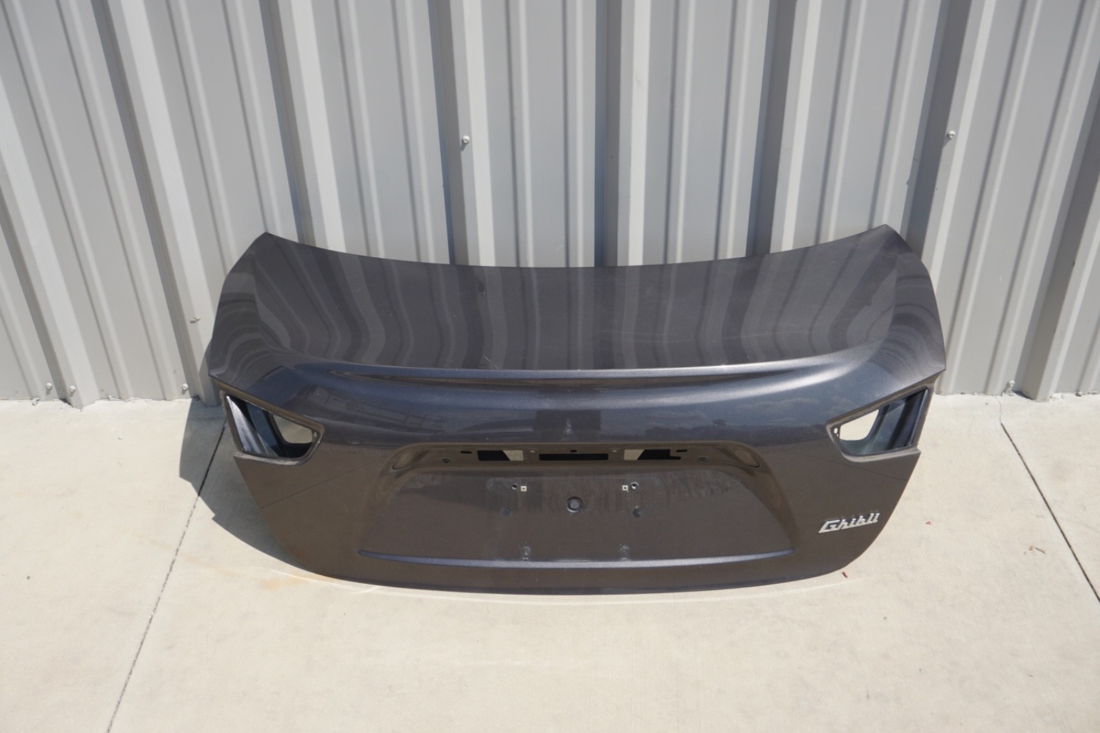 2014 - 2020 Maserati Ghibli Rear Trunk Lid Hatch Shell Assembly 673004651
