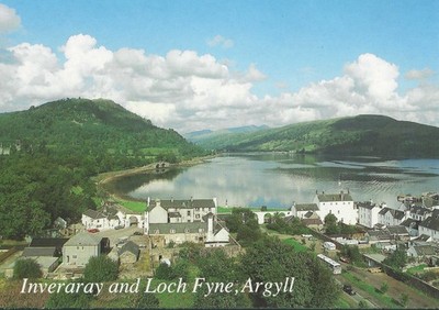 2006 - Postkarte zeigt Inveraray und Loch Fyne, Argyll