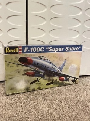 1987 Revell F-100C Super Saber #4351 Model Kit   U.S. Air Force   Factory Sealed