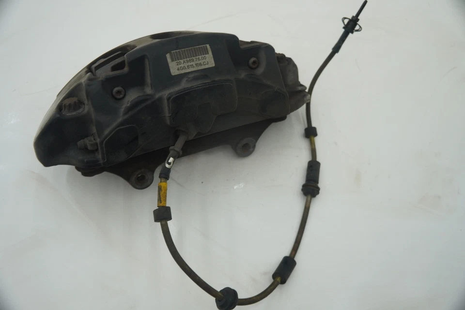 Pinza de freno delantera derecha del lado del pasajero negra 4G0615108 OEM Audi S6 2013-18 Foto 2 de 4