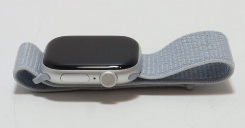 Apple Watch Series 10 Aluminum 42mm (GPS) Silver w/ Light Blue Band - Afbeelding 5 van 15