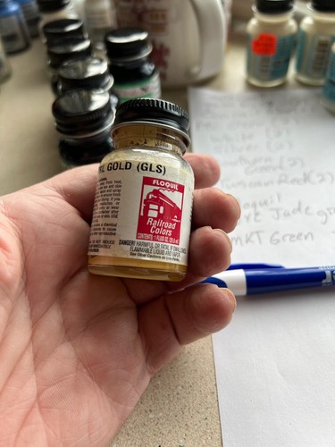 FLOQUIL RAILROAD COLORS MODEL PAINT - 1oz 1 OUNCE - Wisconsin-Central Gold - Picture 3 of 4