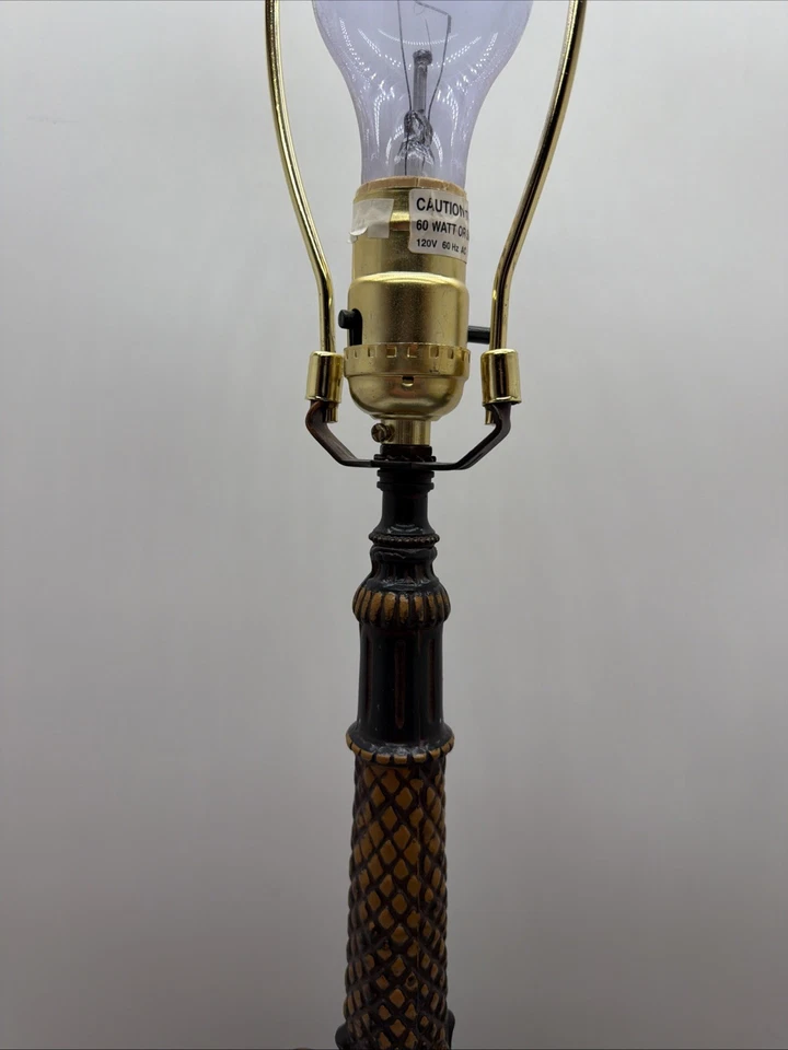 "Lámpara de mesa única de metal con base de piña muy única 30""" Foto 4 de 4