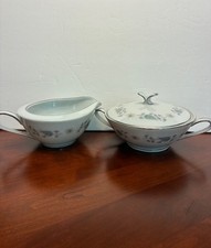 Noritake Wellesley #6214 Sugar Bowl with lid and Creamer Platinum Trim Japan