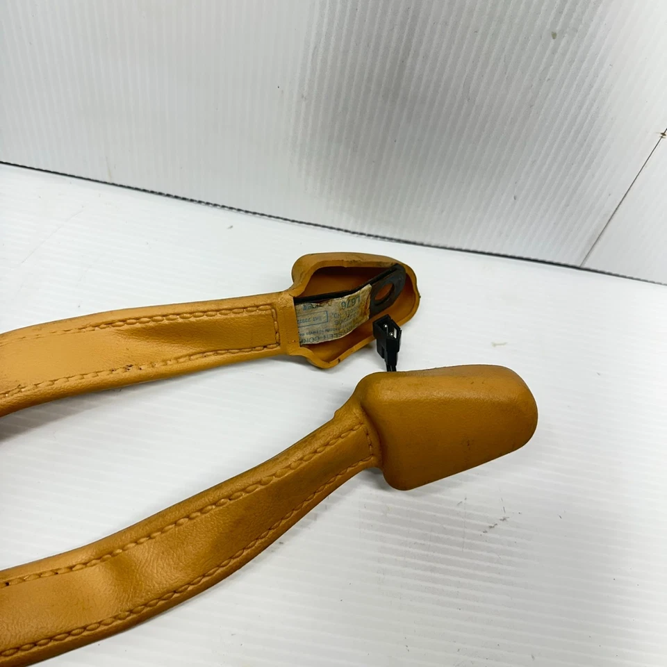 81-93 Dodge Ram Ramcharger Tan Front Seat Belt Receivers OEM Buckles Sport Foto 4 de 4
