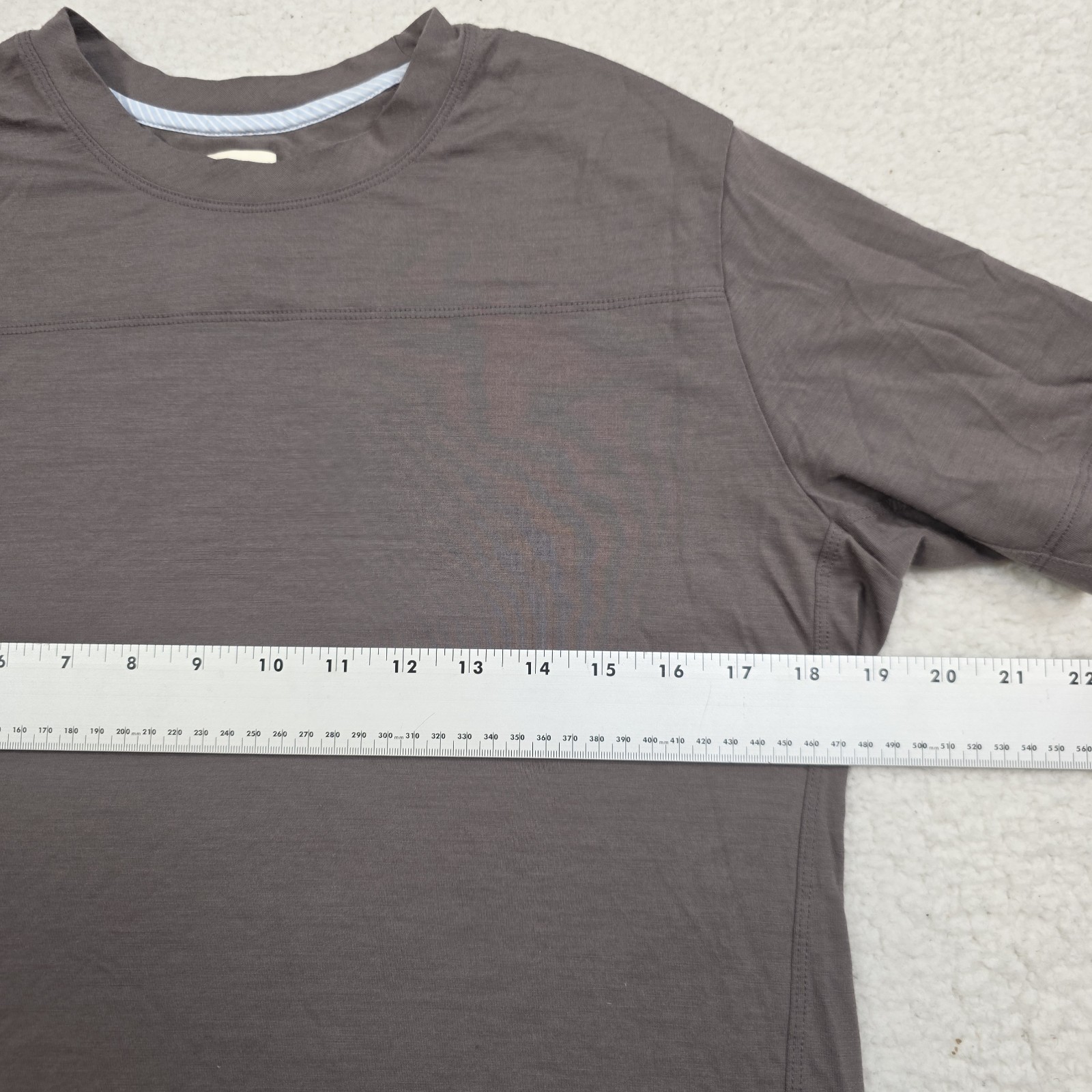 Tracksmith Session Performance Running Shirt Mens… - image 8