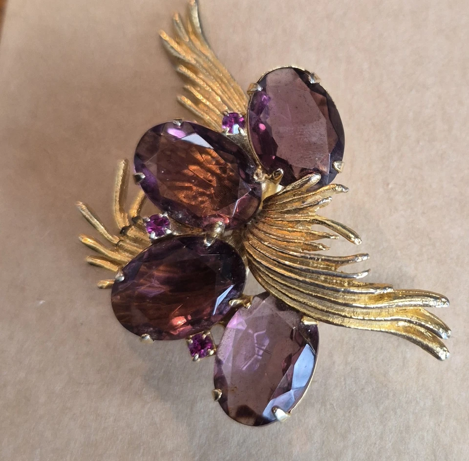 Broche de piedra ovalada púrpura amatista tono dorado MCM vintage RARO Foto 4 de 4
