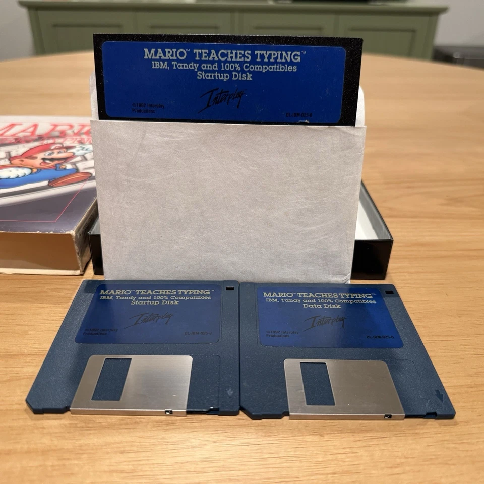 Mario Teaches Typing 3.5” & 5.25” Computer Disks IBM/Tandy/DOS 3.1 - Image 3 of 4
