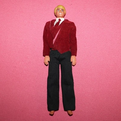 Poupée Barbie Ken vintage - Photo 1/3