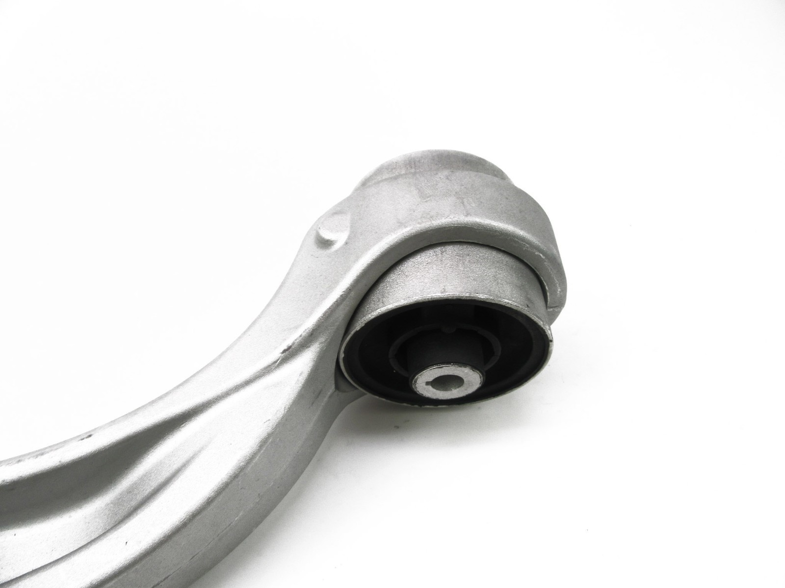 Bentley Bentayga 2016-2020 Left Lower Control arm