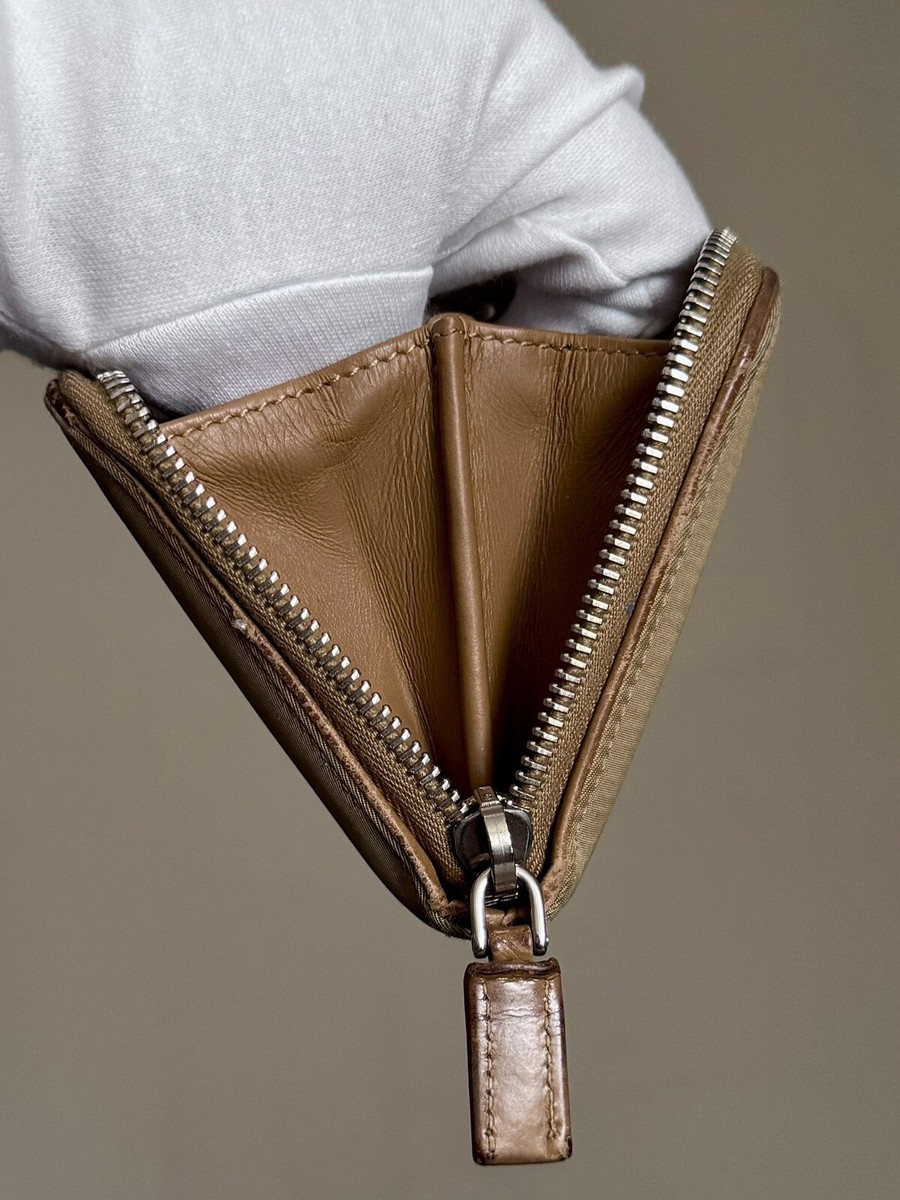 Prada Milano Vintage Dal 1913 Tan Long Zippy Wallet | eBay Prada Milano Vintage Dal 1913 Tan Long Zippy Wallet | eBay