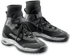 watercraft boots
