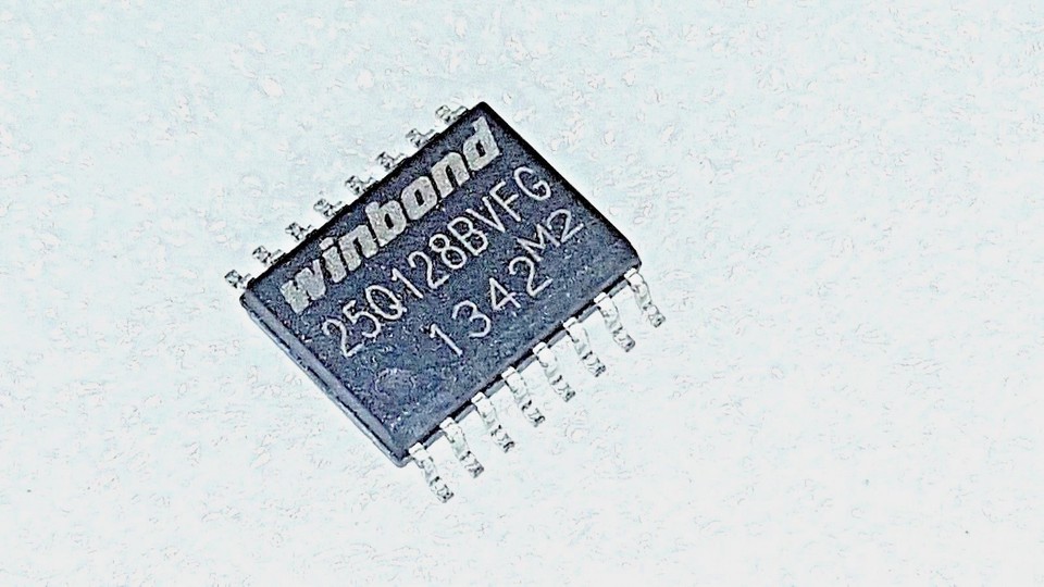 HP Elitebook 8560p BIOS Chip Replacement Problem: ME Is In Recovery - Foto 11