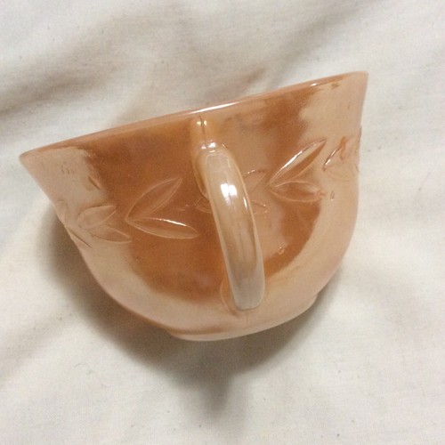 Fire King Coffee Cups ● Lot of 3 ● Peach ● Laurel Leaf pattern ● NR-Mint ● - Picture 5 of 8