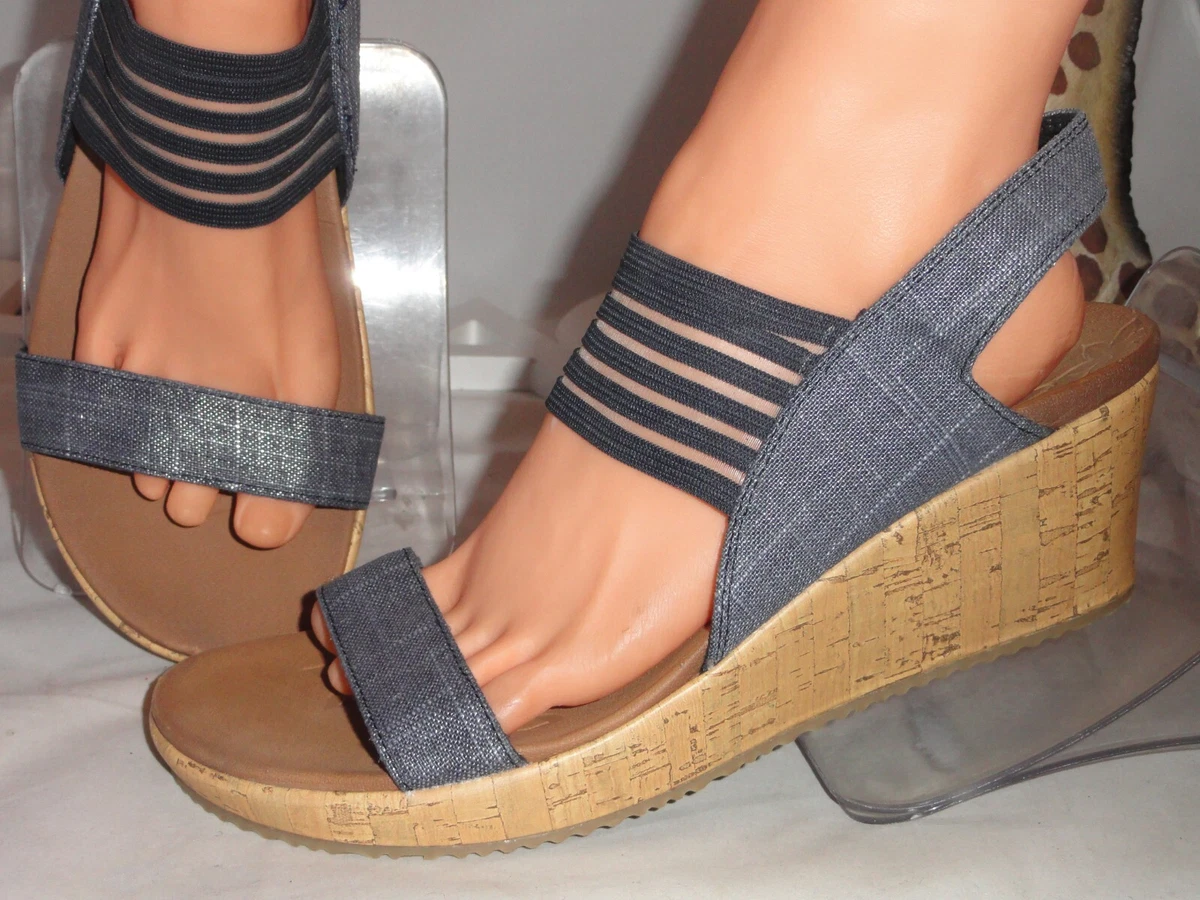 Skechers smitten kitten clearance cali wedge sandal