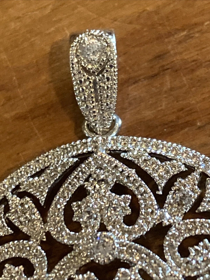 Gorgeous Filigree Cut Floral Medallion Pendant Jewels Silver 935 Argentium - Image 2 of 4