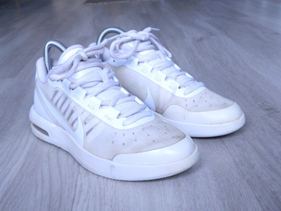 Nike Court Air Max Vapor Wing MS Damen Sneaker Off White Größe 5,5 / 39