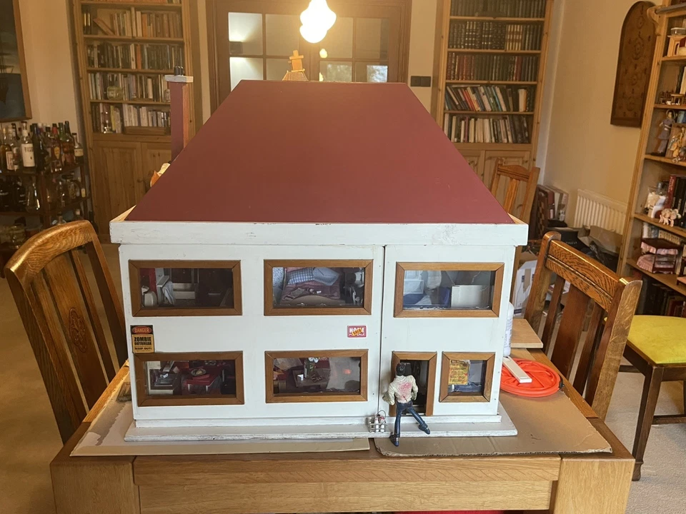 Casa de muñecas Lundby vintage años 60 70 muebles completos con invasión zombie Foto 2 de 4