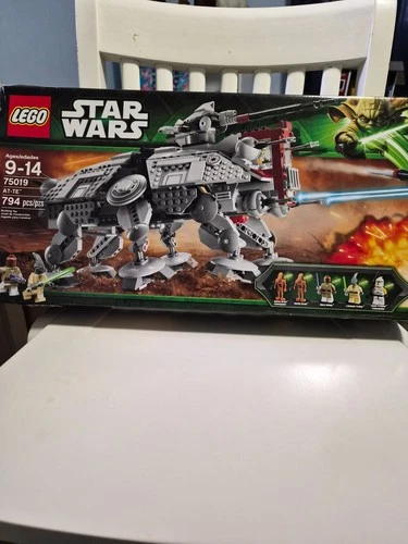 Legos Star Wars No. 75019 AT-TE