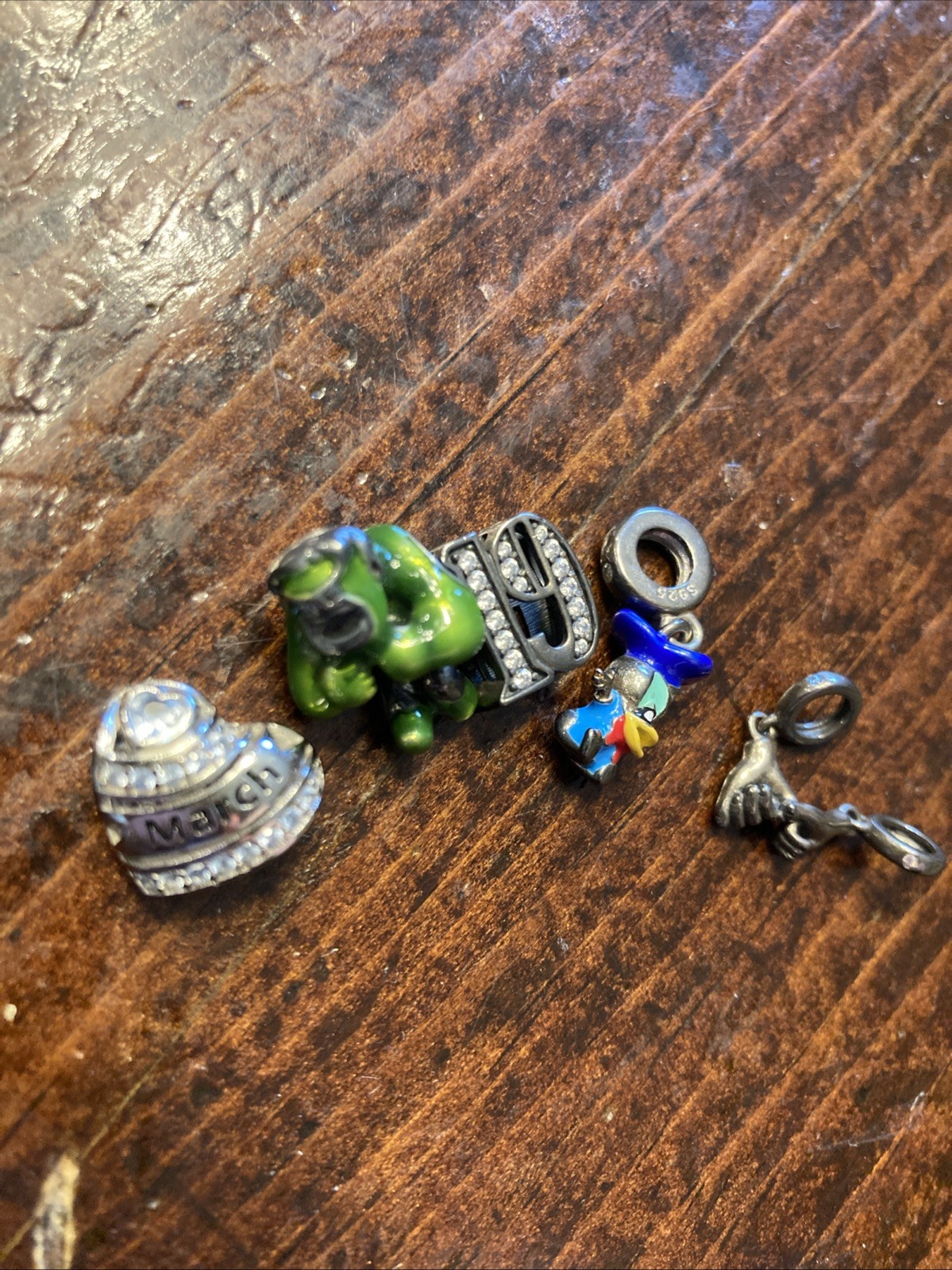 5 Pre-Owned Pandora Charms in Great Condition