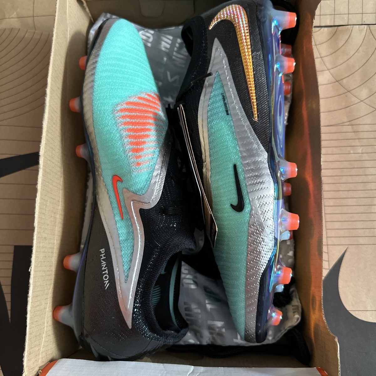 【新品未使用】NIKE PHANTOM6 LOW ELITE AG-PRO Nike Phantom 6 Elite LE Low AG-Pro - Hyper Turq/Chrome/Black/Total