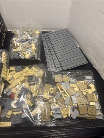 LEGO ARCHITECTURE: Buckingham Palace (21029)  Retired New Open Box Sealed Bags