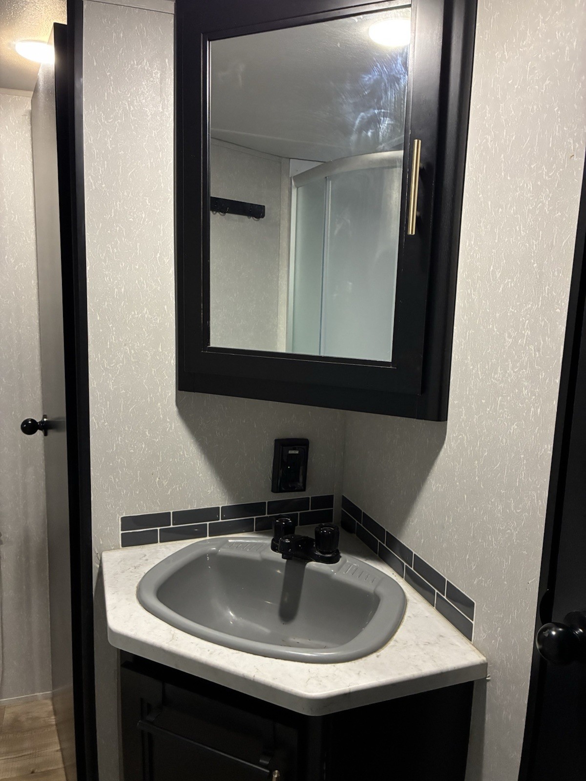 Forest River RV Cherokee 294GEBG Travel Trailer Cherokee Limited   *Winterized