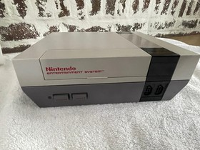 Nintendo NES Action Set Console Complete in box