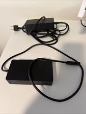 Genuine Microsoft Model 1917 Surface Dock 2 /...