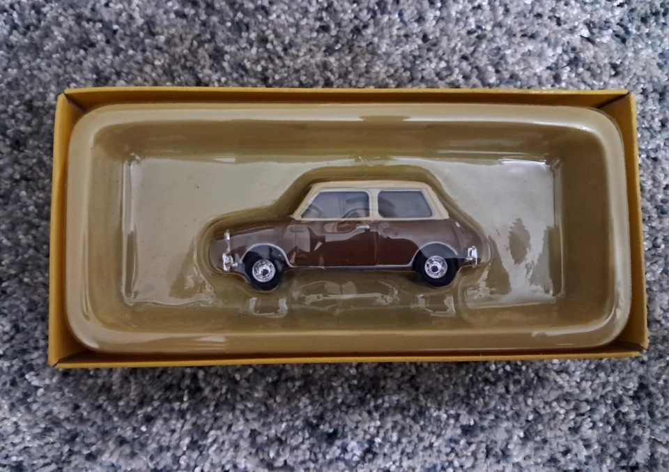 Vanguards Austin Mini Cooper S VA02533 Steve Mcqueen  - Image 4 of 4