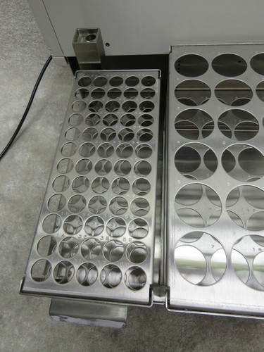 Lachat AIM 1250 autosampler - Picture 3 of 9