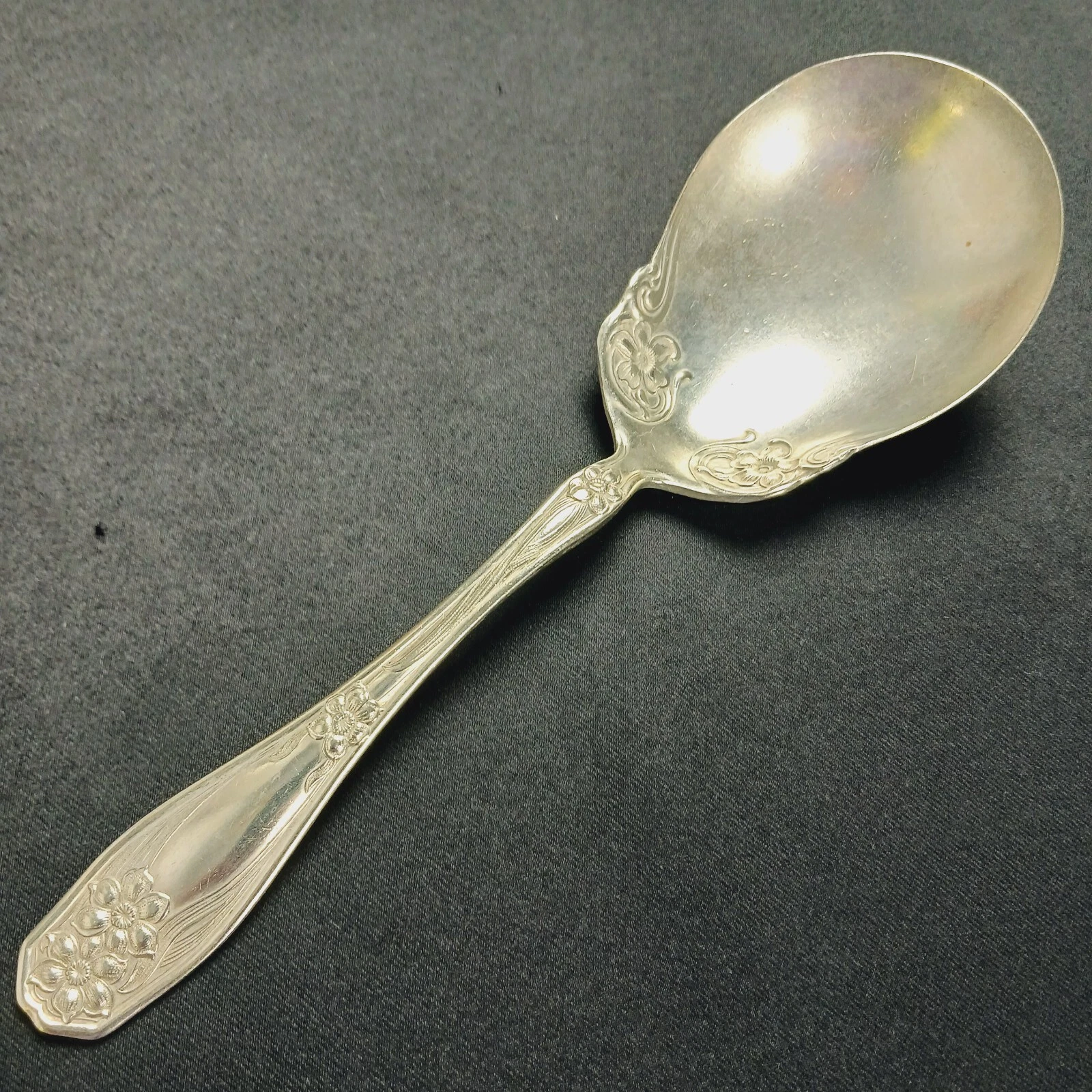Wm Rogers International Silver 9" Casserole Spoon INS237 Solid Nikel Silver