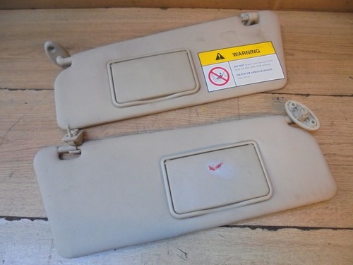PROTON SAVVY 2008 PAIR OF SUN VISORS WITH 2 MIRRORS AND CLIPS - 第 1/3 張圖片