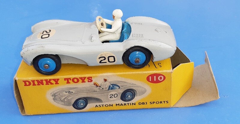 Dinky 110, Aston Martin DB5 - Free Price Guide & Review